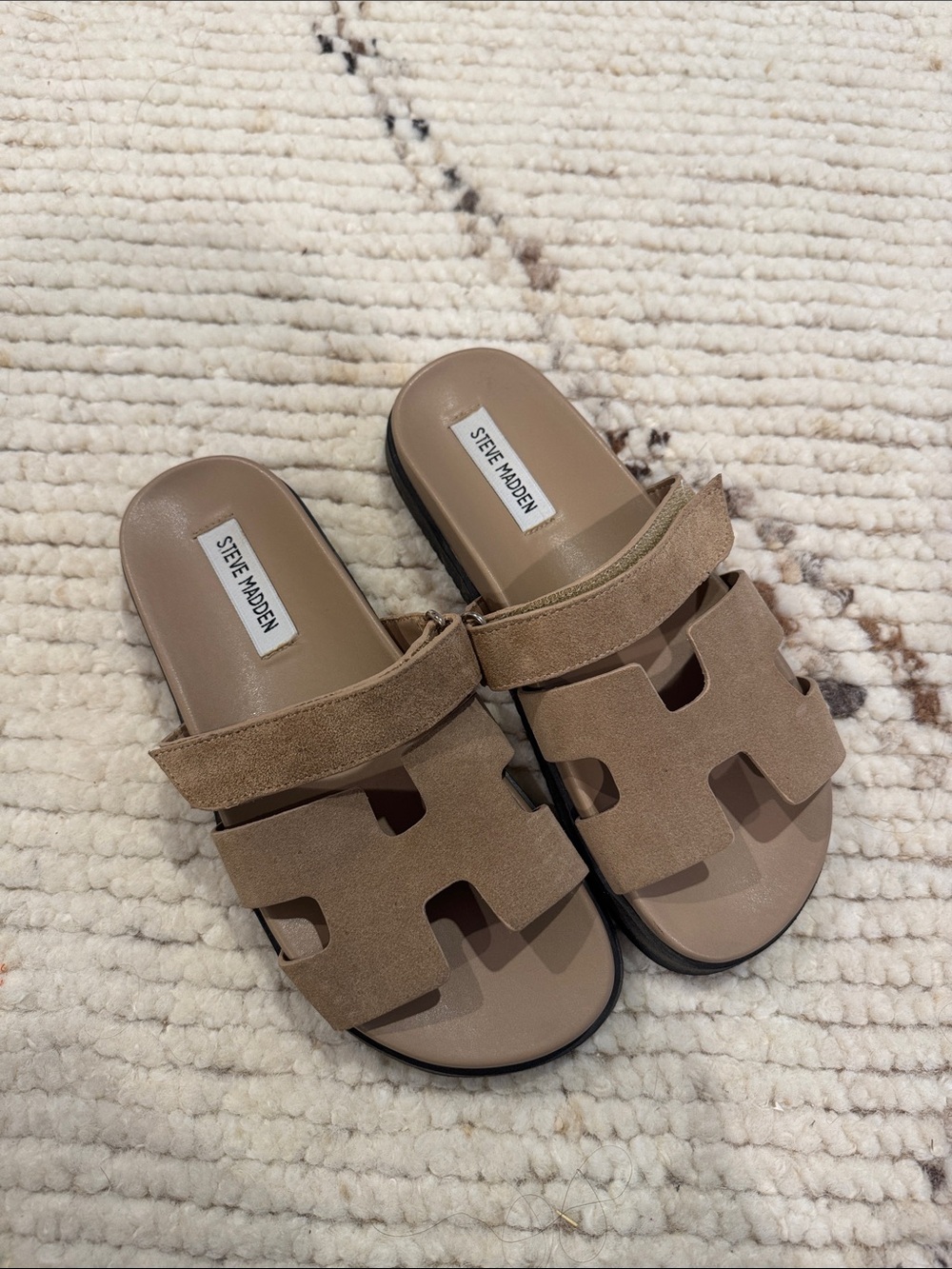 Steve Madden Beige/Tan Suede Slide Sandals